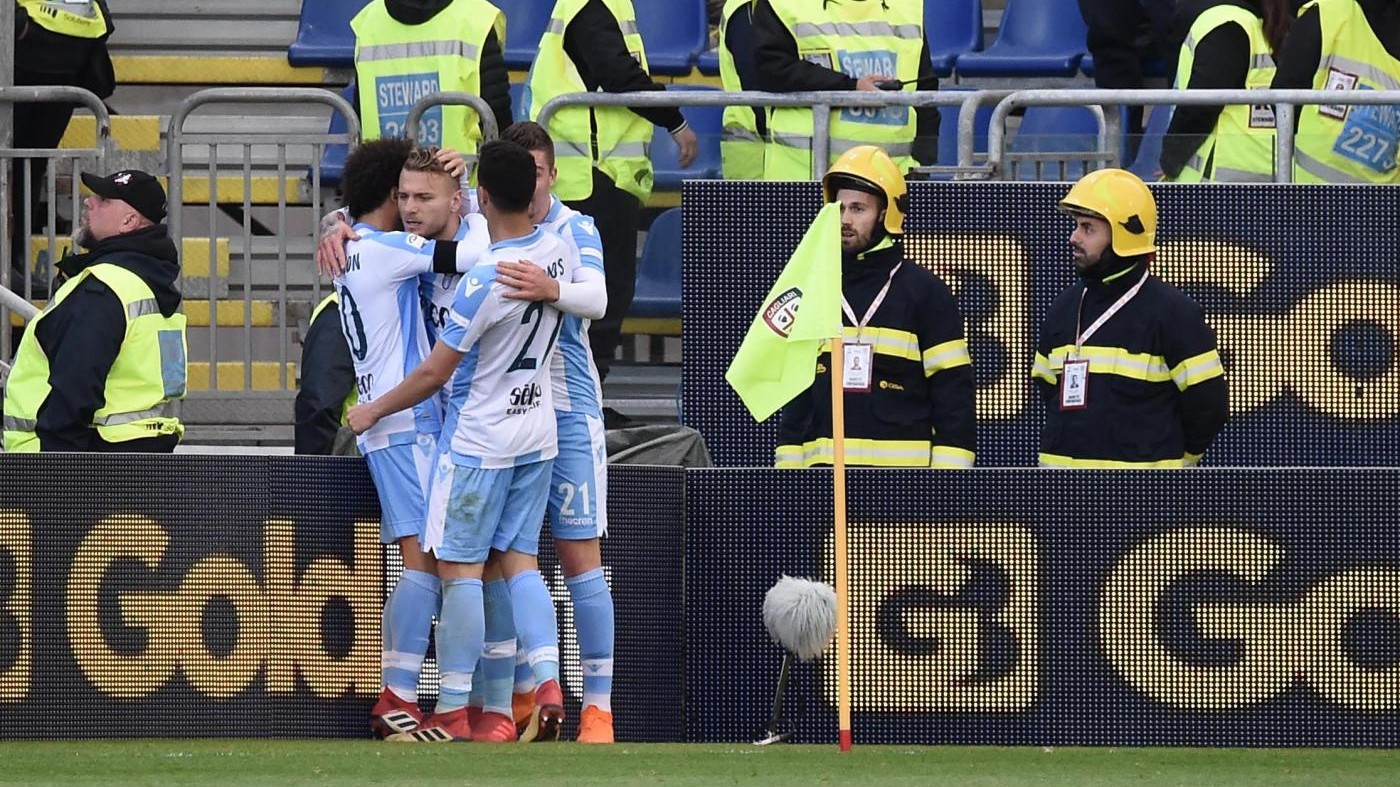 Serie A, Lazio frena a Cagliari: una magia di Immobile salva Inzaghi