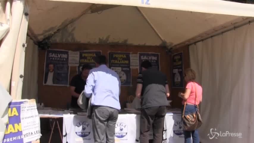 Governo, le voci dai gazebo della Lega a Roma