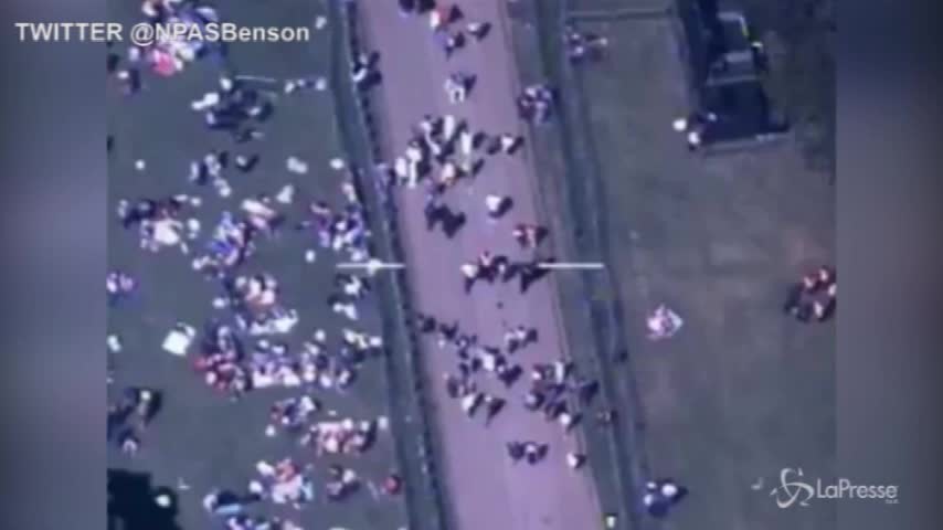 Royal Wedding, il photobombing dell’aereo