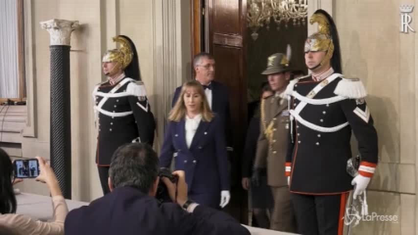 Governo, Fico lascia il Quirinale