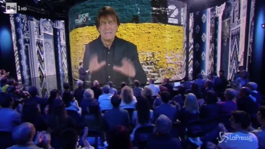 Crozza imita Antonio Conte: “Io premier? Agghiaccianteeee”