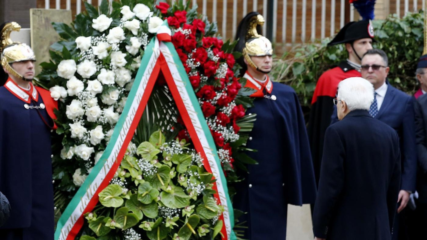 Sequestro Moro, 40 anni dopo tutti in via Fani. Gentiloni: “Il più grave attacco alla Repubblica”