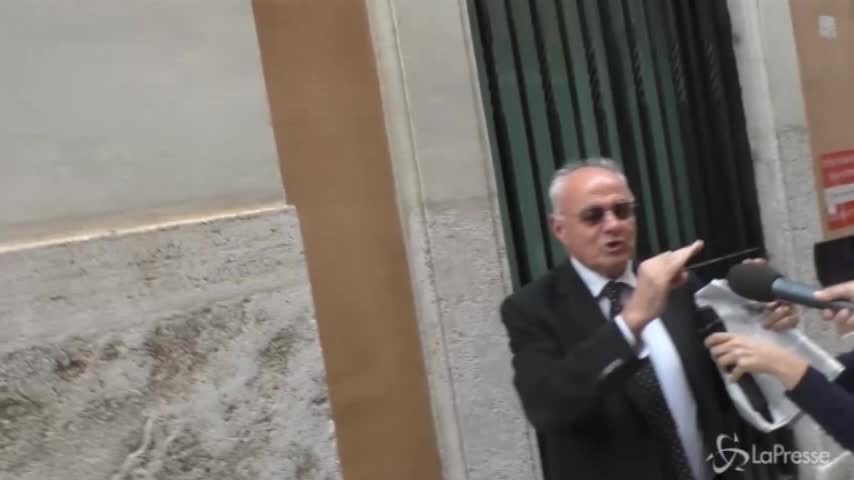 Lannutti (M5s): “Conte premier? Va bene, che Padre Pio ci aiuti”