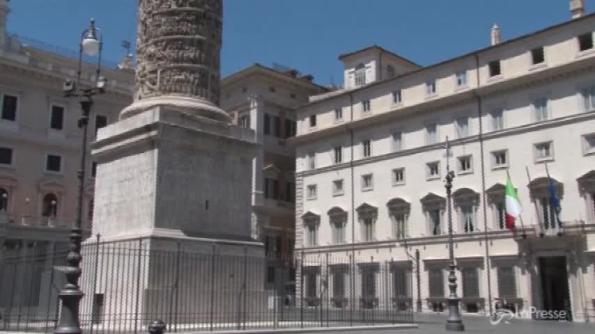 Totoministri, critico il nodo economia