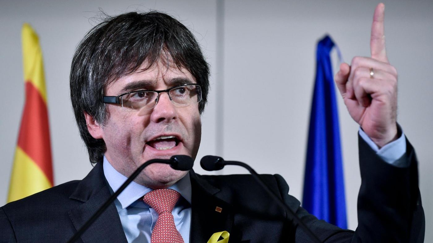 Catalogna, Puigdemont è a Copenaghen: rischia l’arresto