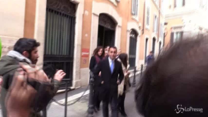 Camere, Di Maio dopo il voto: “Non rilascio dichiarazioni, vado a mangiare”