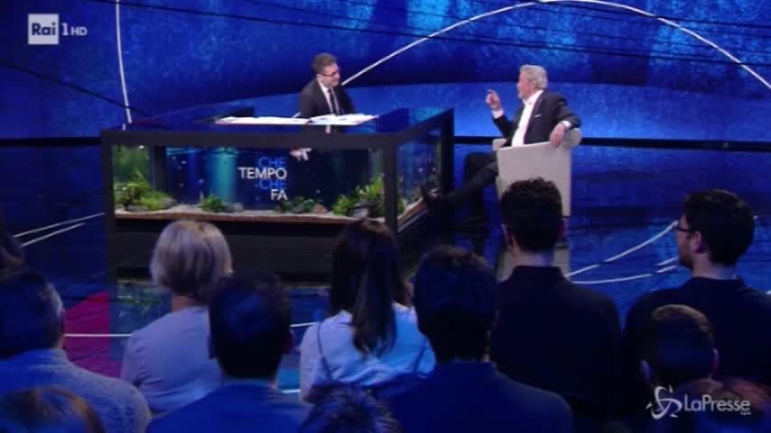 Alain Delon: “Da giovane sono stato vittima delle donne, devo tutto a loro”