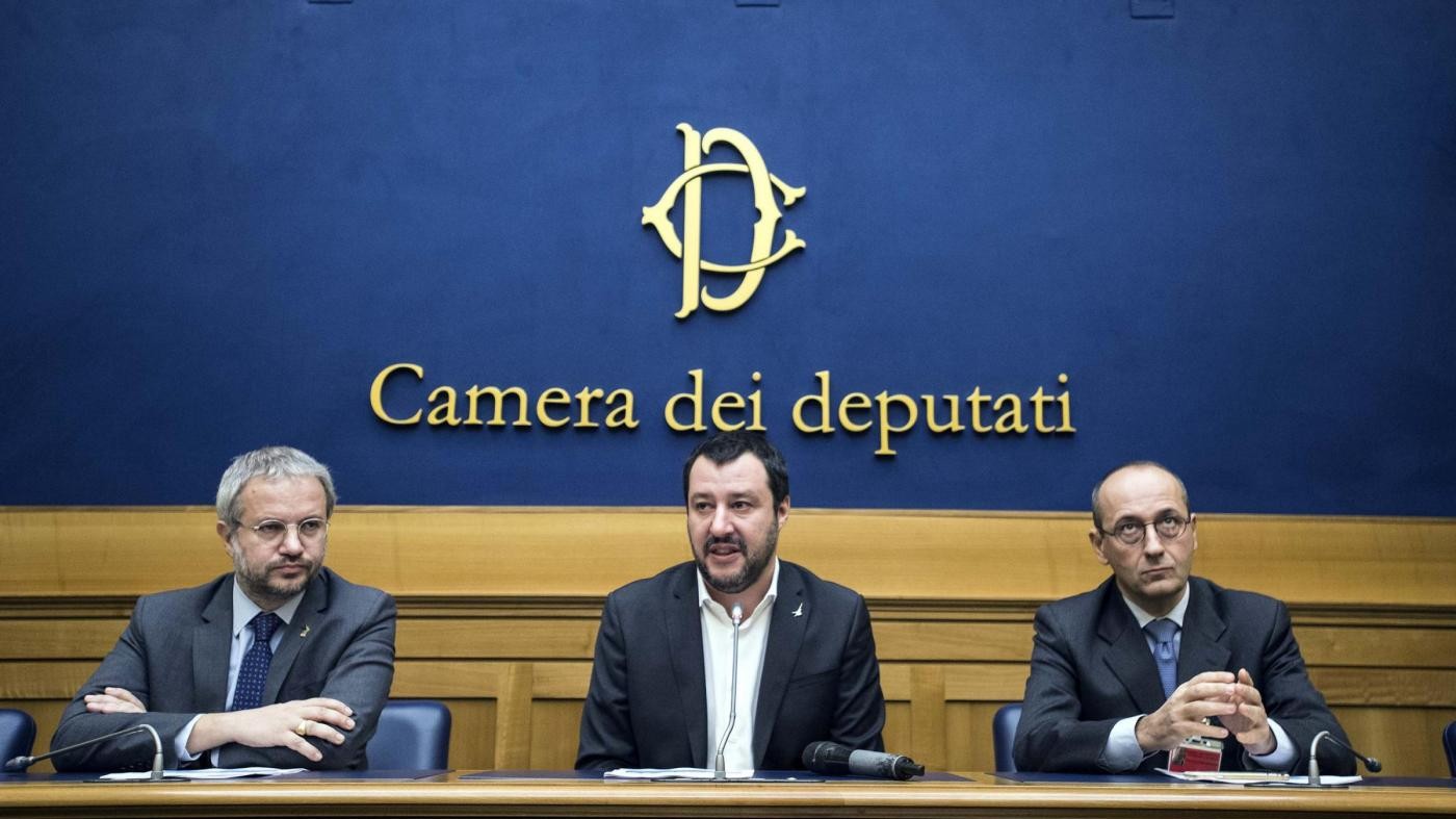 Lega: chi sono Bagnai e Borghi, candidati da Salvini contro l’Ue