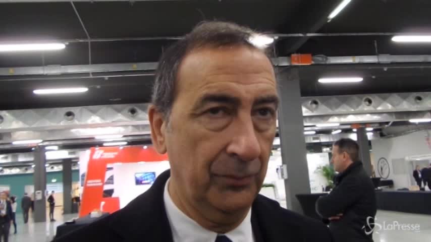 Milano, Sala: “Bisogna ricominciare il dialogo con la Regione”