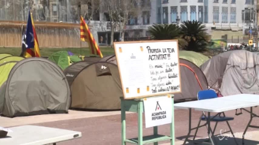 Barcellona, ancora proteste per l’arresto di Puigdemont