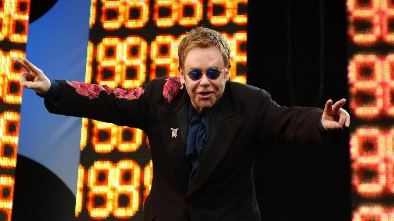 Elton John si ritira: un lungo addio con un tour di tre anni