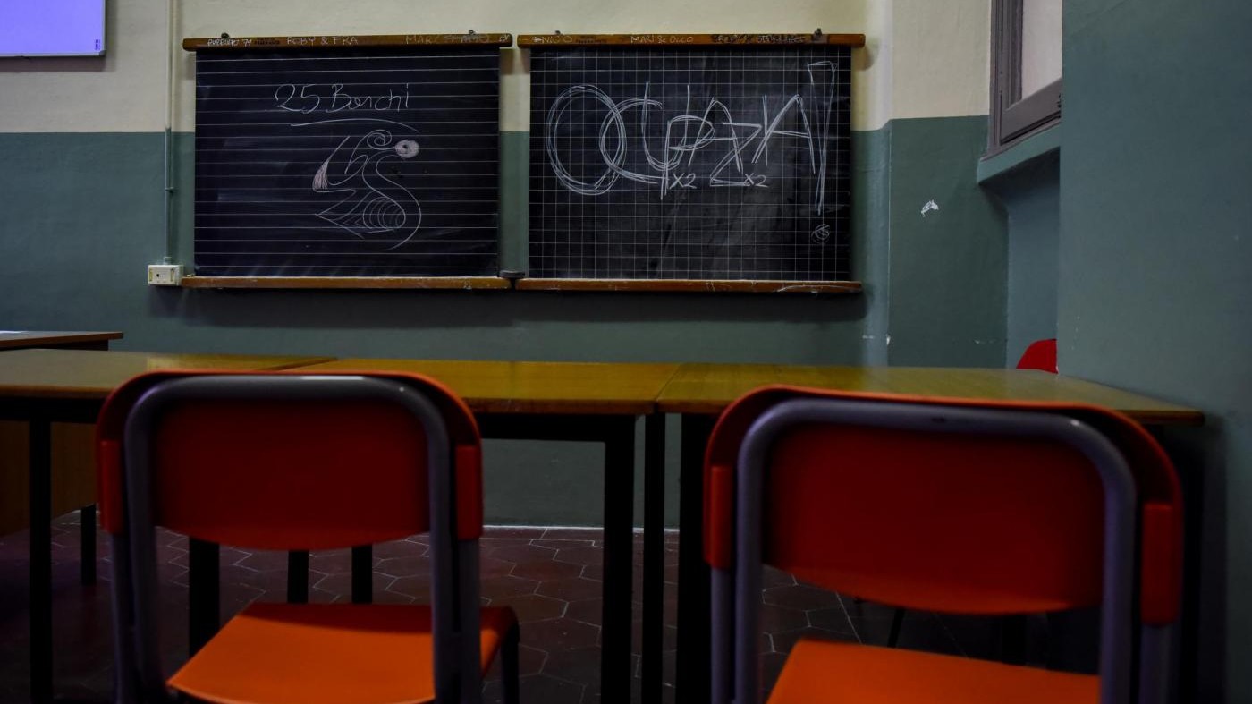 Abuso di alcol a scuola: grave 15enne del liceo Russell a Roma