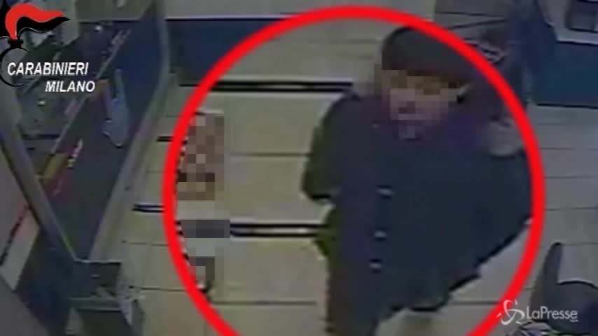 Milano, rapina a mano armata in sala scommesse