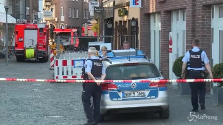 Muenster, furgone sulla folla: la scena dopo l’arrivo della polizia