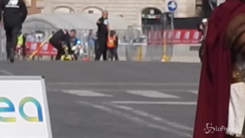 Maratona di Roma: l’arrivo dei vincitori