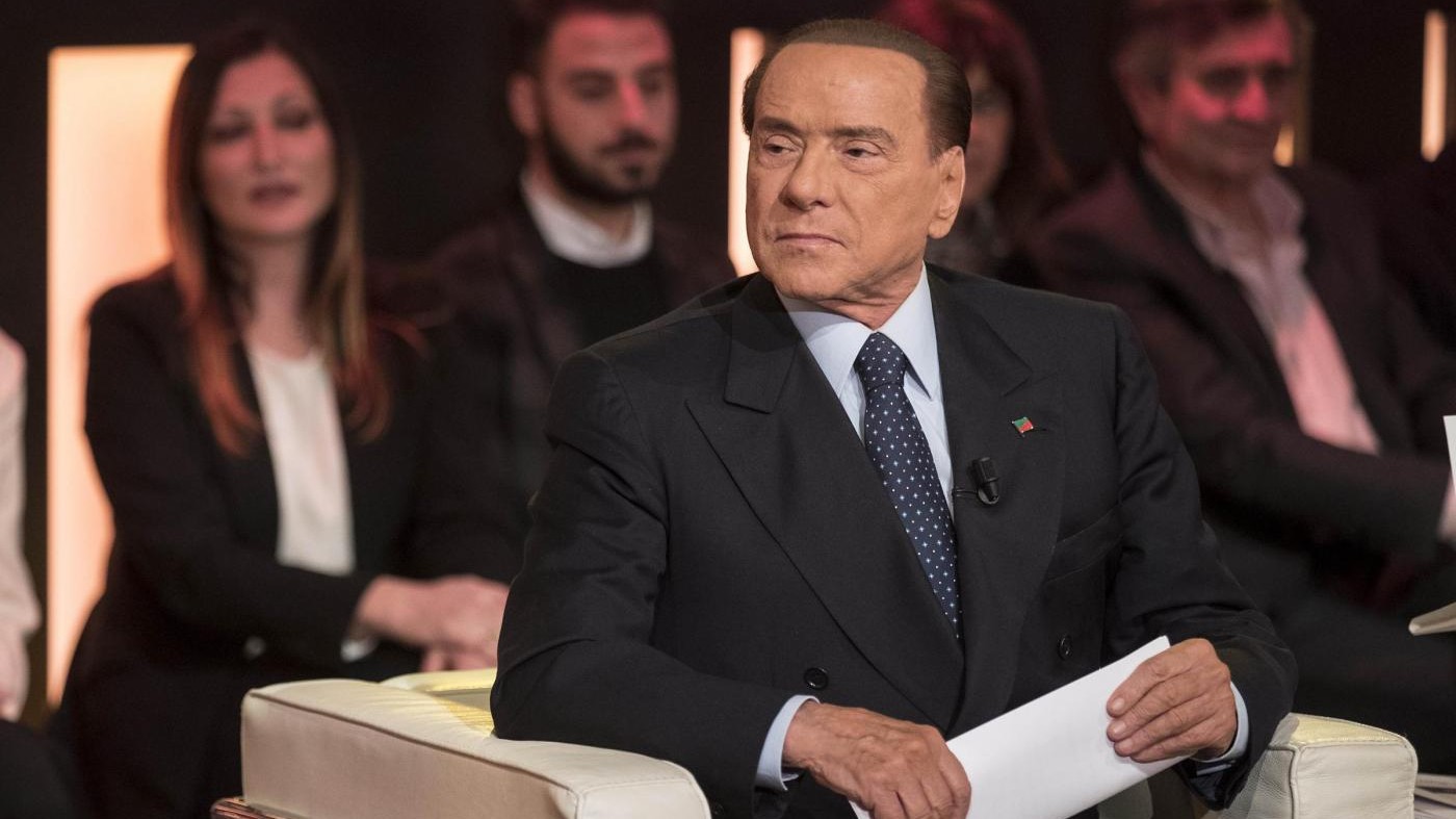 Berlusconi: “Via la parola razza dalla Costituzione, non c’è clima di odio”