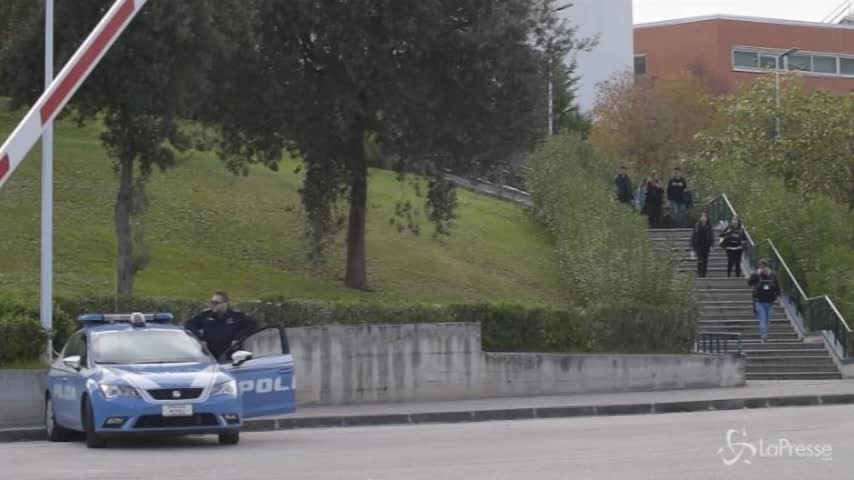 Napoli, studentessa si suicida il giorno della laurea