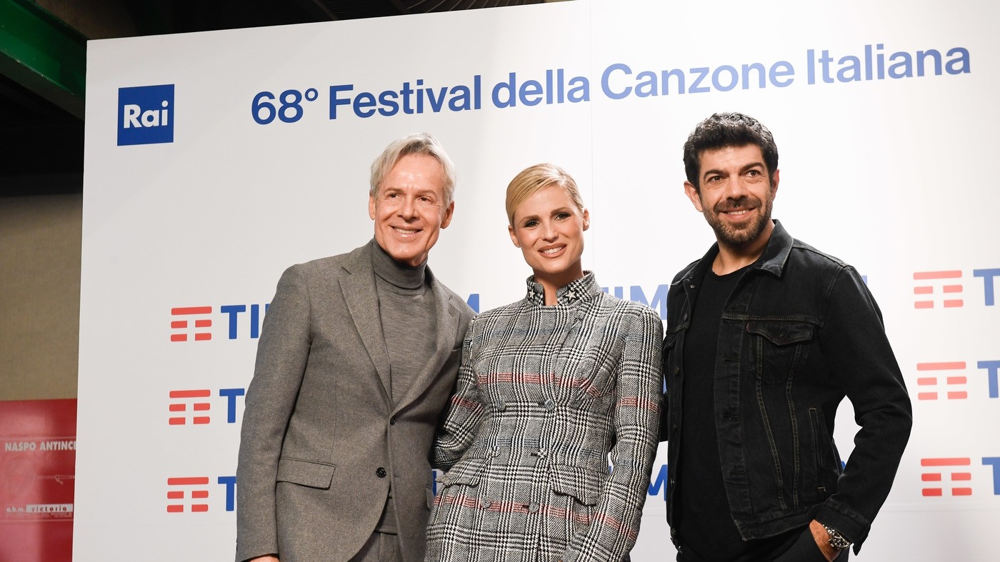 Sanremo, Baglioni pronto per il ‘lungo concerto’: incertezza Pausini