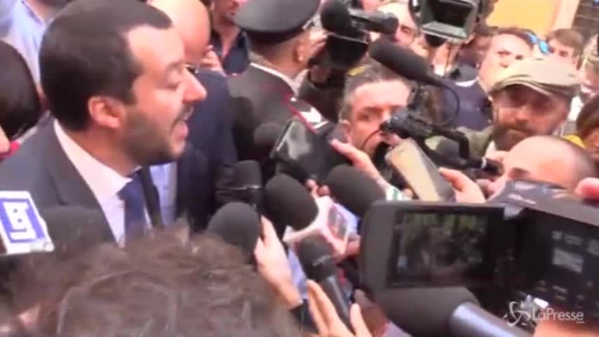 Salvini: “Ieri schiaffoni oggi sorrisi. Siamo a metà dell’opera”