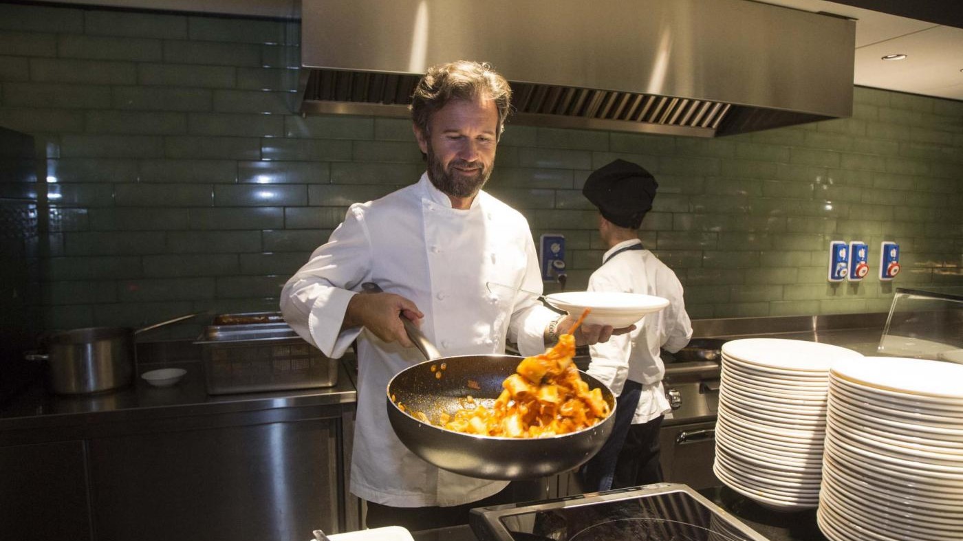 Cracco e Masterchef: “Lo guardo ancora, ma il mio funerale è stato un po’ kitsch”