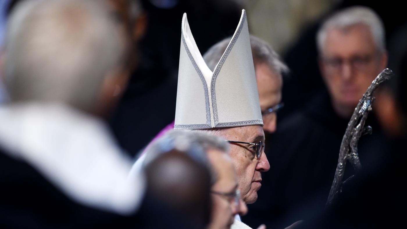 La lotta del Papa alla pedofilia: “Mostra l’ipocrisia della Chiesa”