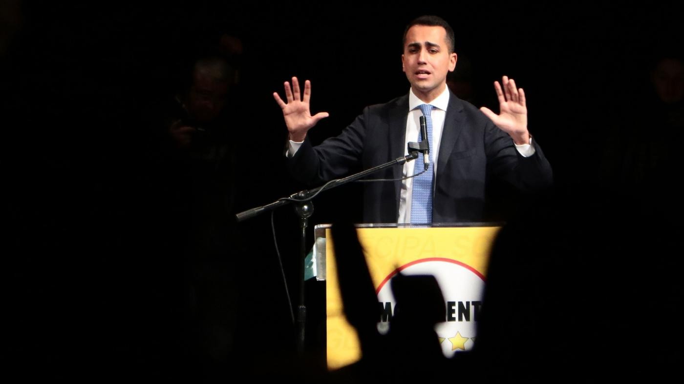 Rimborsi M5S, Le Iene rivelano altri tre nomi. Della Valle: “Taroccavo i bonifici con Photoshop”
