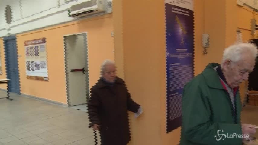 Molise, seggi aperti fino alle 23