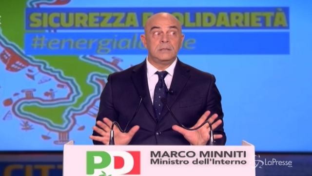 VIDEO Crozza torna in tv e diventa Minniti