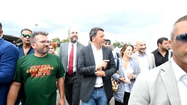 Renzi punge Berlusconi su conti economia