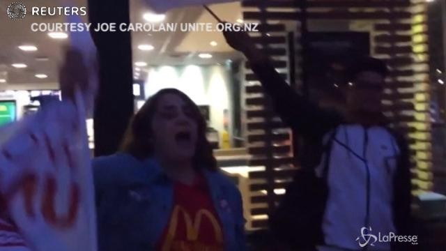 McDonald’s, i dipendenti scioperano per la prima volta dal 1974