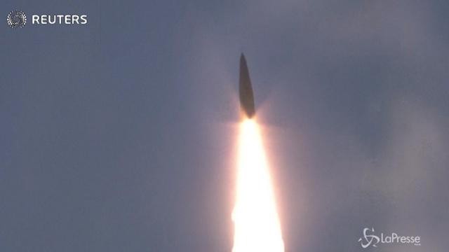 Corea del Nord sposta missile intercontinentale verso la costa