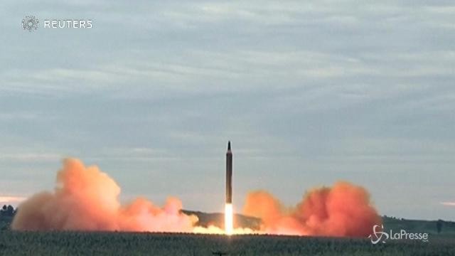 Nord Corea, Francia: “Europa a portata dei missili”