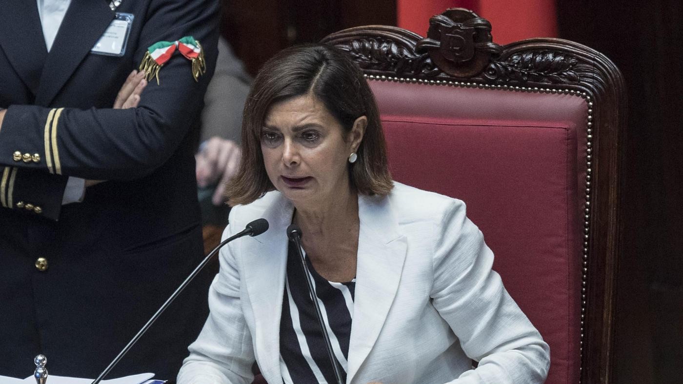 Violenza sulle donne, Boldrini striglia Parlamento: “Servono misure efficaci”