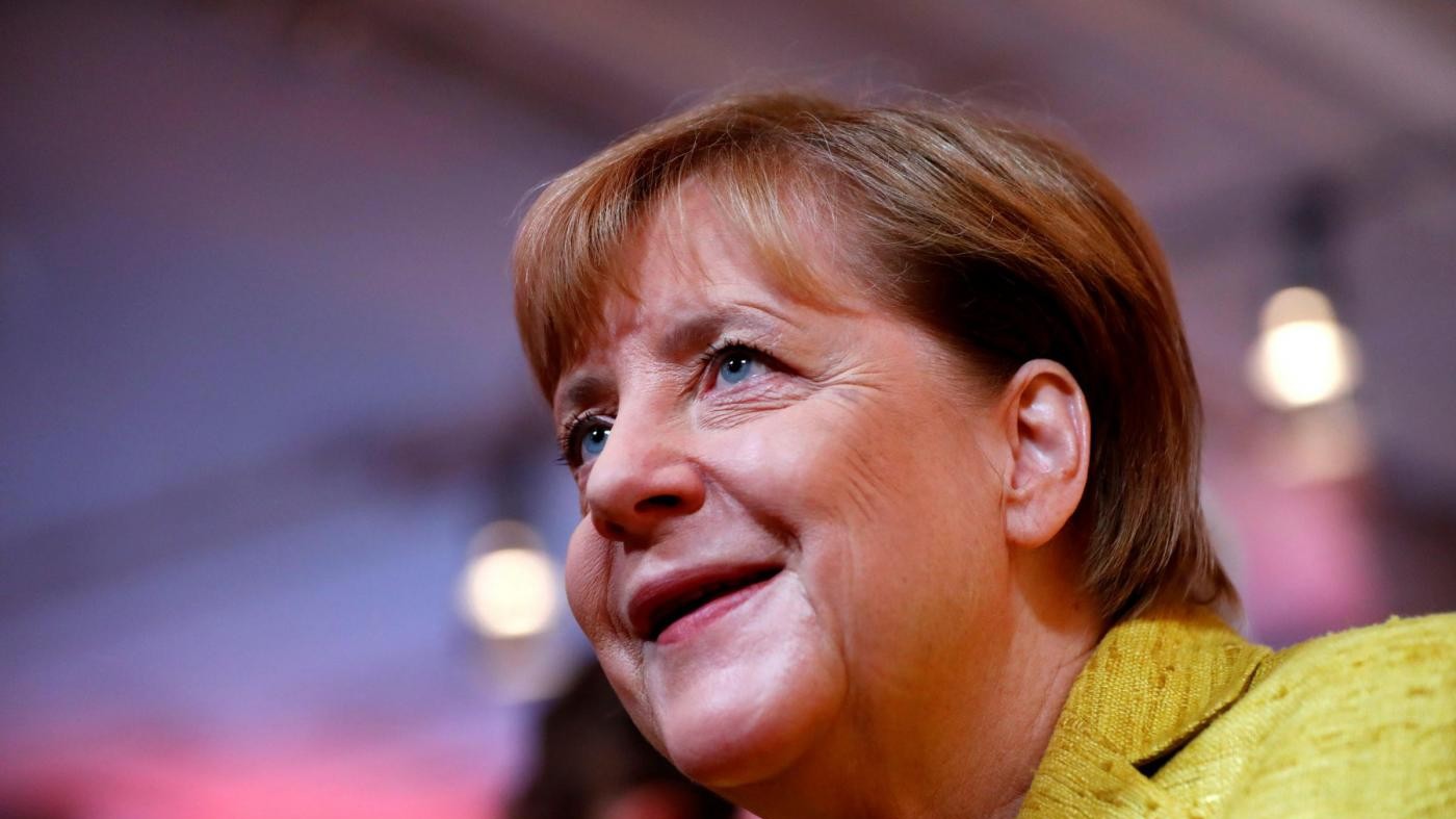 Elezioni in Germania, gli appelli di Merkel e Schulz: “Andate a votare”