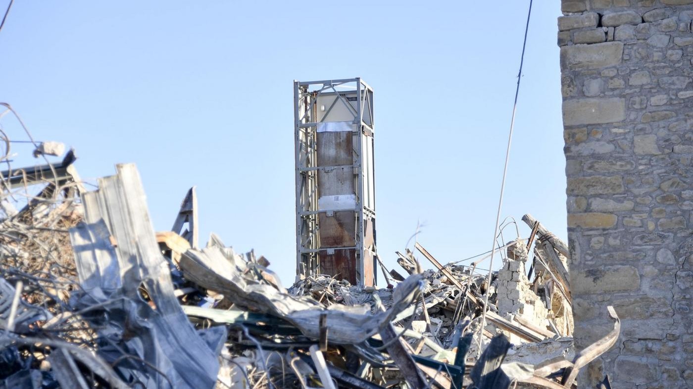 Terremoto, procura Rieti: “Inchiesta su sms? Una bolla di sapone”