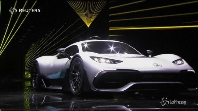 Mercedes Amg presenta Project One, la Formula 1 da strada