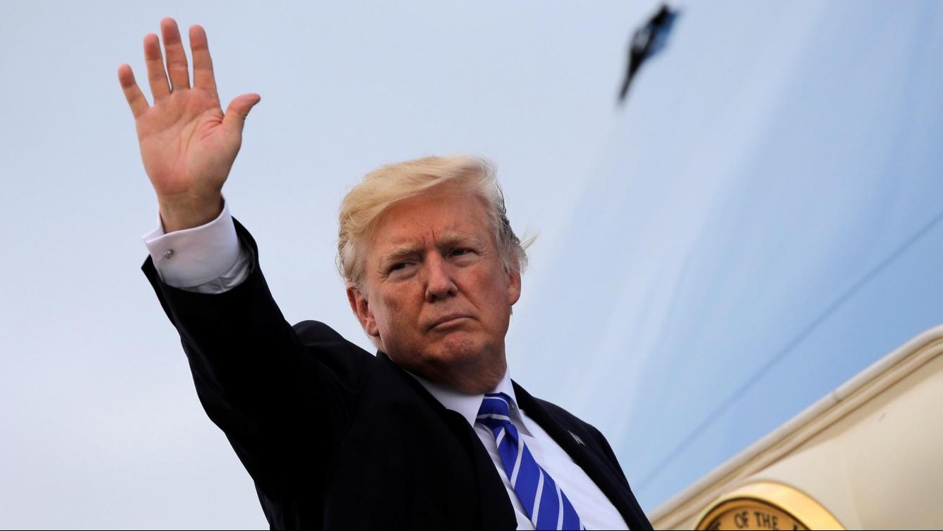 Trump vuole ridurre tetto rifugiati in Usa. E attacca Facebook: “È sempre stato contro di me”