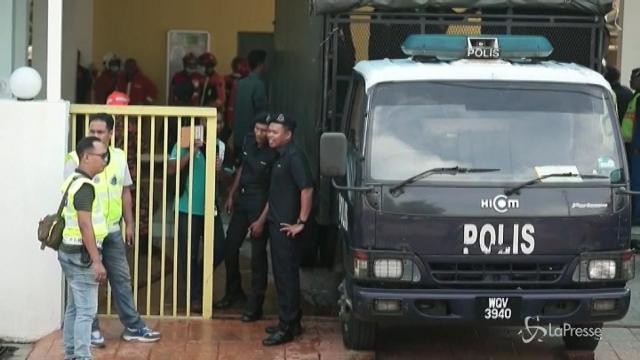 Malesia: in fiamme una scuola, almeno 23 studenti morti