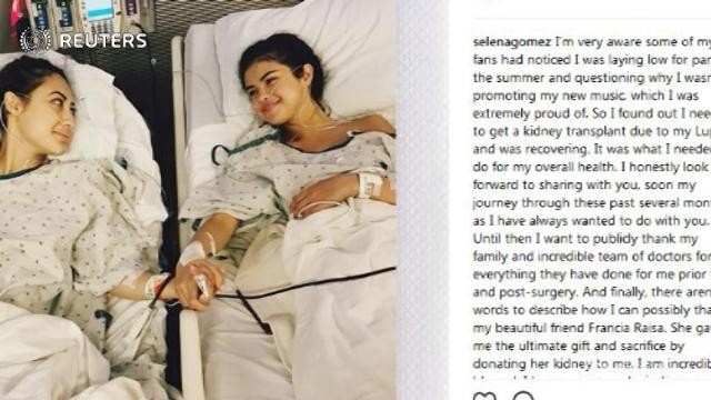 Selena Gomez riceve un rene dall’amica Francia Raisa