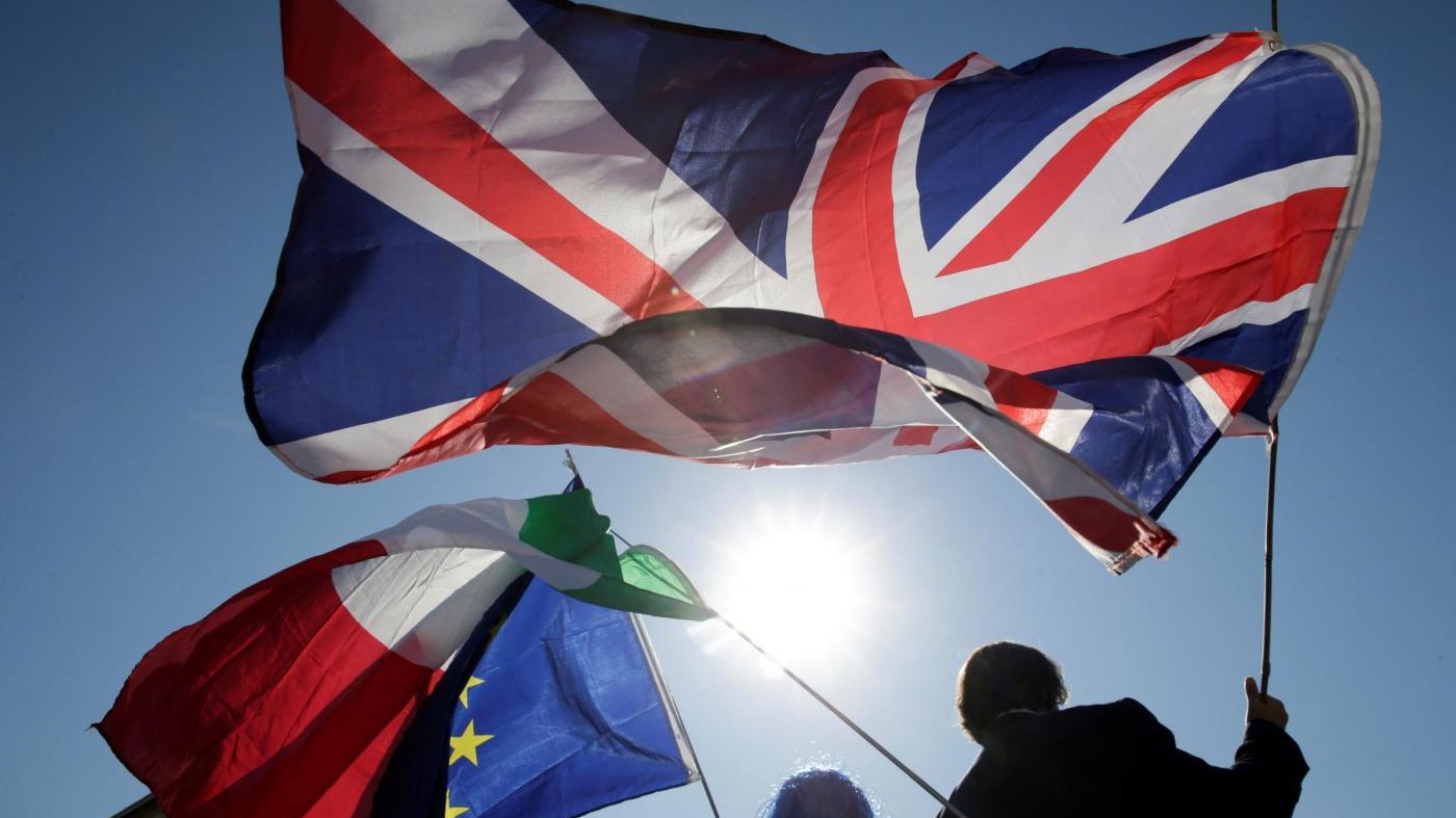 Brexit, Juncker: “Progressi insufficienti, serve miracolo”