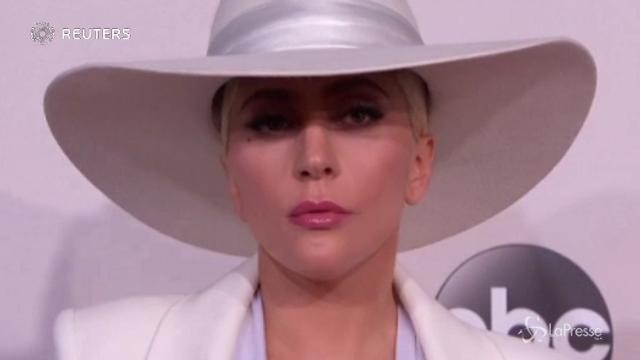 Lady Gaga in ospedale, salta il concerto a Rio