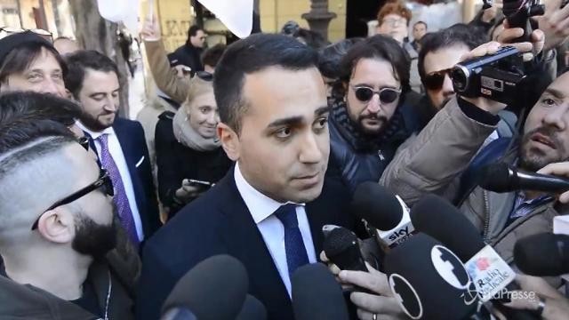 M5s: Luigi Di Maio formalizza candidatura a premier
