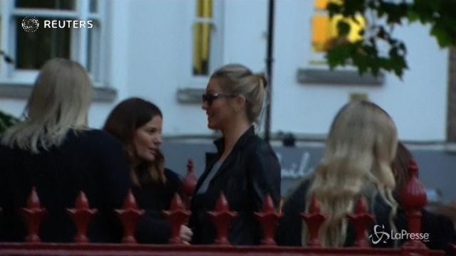 Londra: Kate Moss nel mirino dagli animalisti