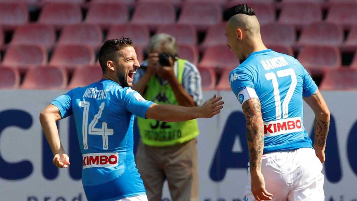 Serie A, le pagelle di Napoli-Cagliari 3-0: Hamsik ritrovato, Mertens rapace