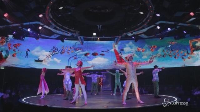 Lo spettacolo in mare aperto del Cirque du Soleil
