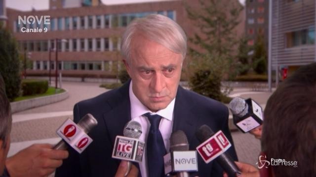 VIDEO Crozza imita Pisapia alle prese con il nuovo soggetto ‘Minch..”