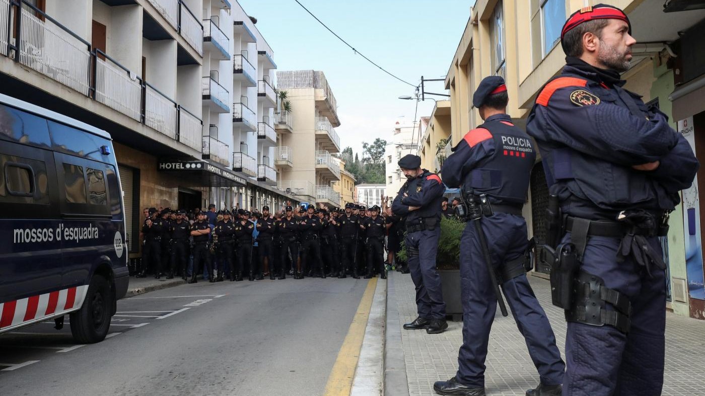 Catalogna, indagato per sedizione il capo dei Mossos d’Esquadra