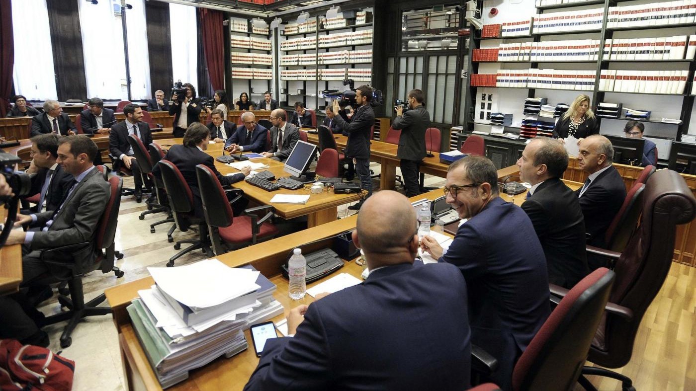 Legge elettorale, pochi voti ma asse tiene. No voto disgiunto, nodo soglie