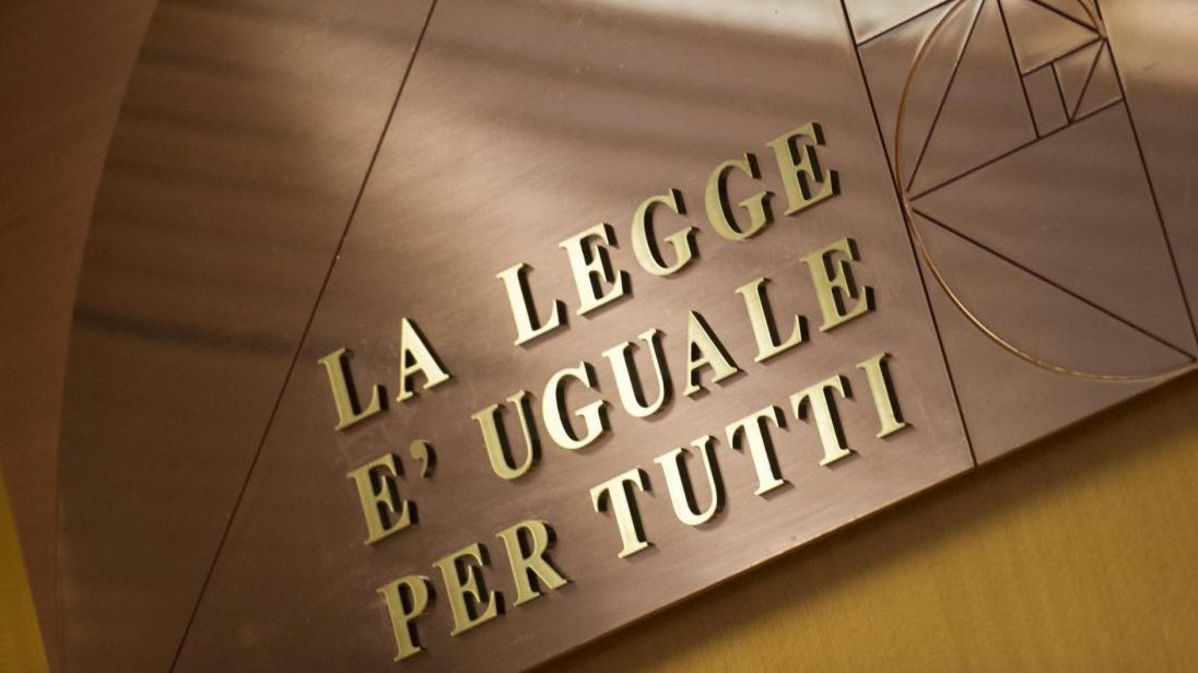 Torino, stalker assolto con 1500 euro alla vittima. Scoppia la polemica sulla riforma della giustizia