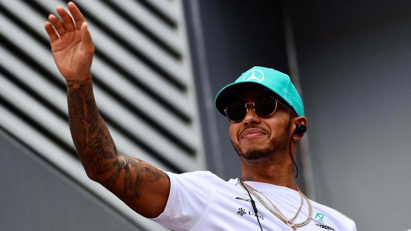 Hamilton e la prima pole a Suzuka: “Incredibile, Mercedes pazzesca”